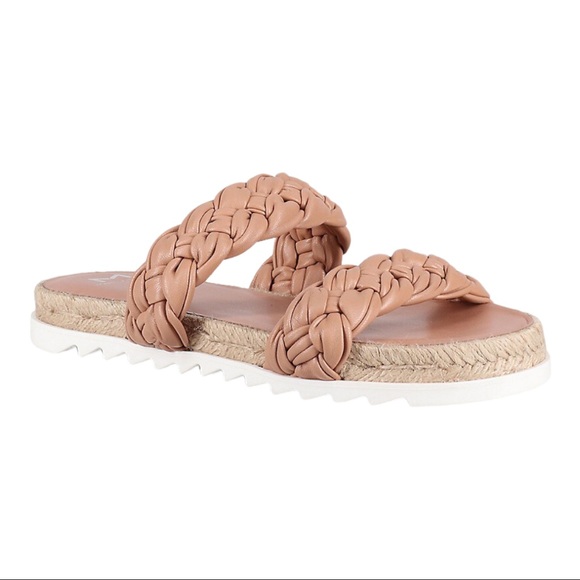 Marc Fisher Shoes - NIB Marc Fisher Jaimee Tan Leather Braided Flat Sandals Size 8